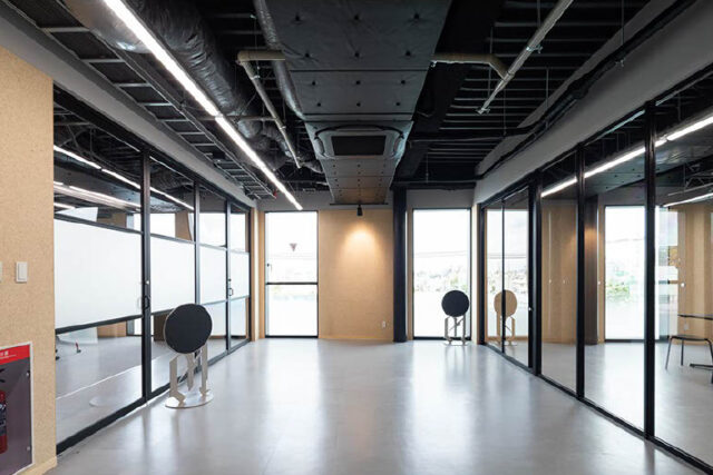 画像：Metal ArtObject「置き式メタルサイン」